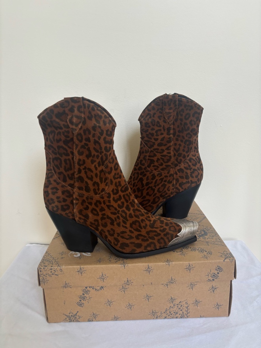 Free People Brayden Western Boots Leopard Suede Sz 37.5 US 7.5 NWB